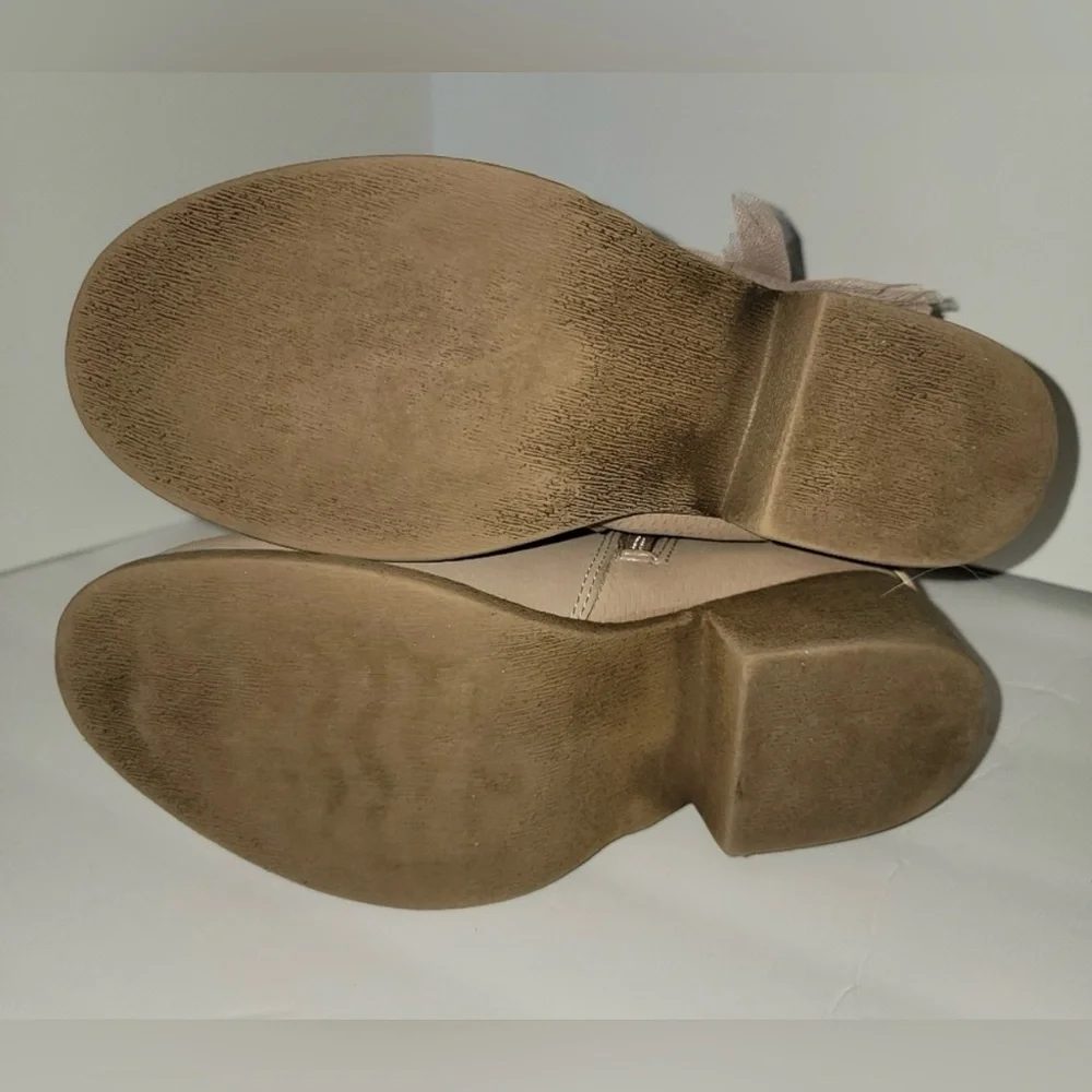 Girl’s Tan Ankle Boots with Bow Detail
